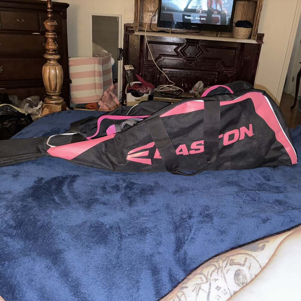 EastonCrossbody Bat bag